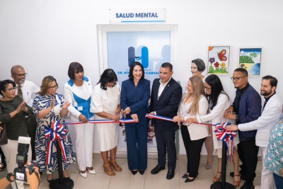 Primera dama y director del SNS inauguran sala de atención en crisis en Hospital Robert Reid Cabral